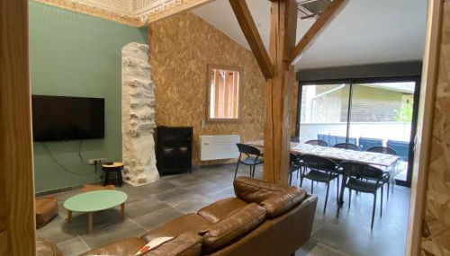 Grange rénovée, 6 minutes du Lac d'Annecy vue sur le Mont-Blanc - Photo 2