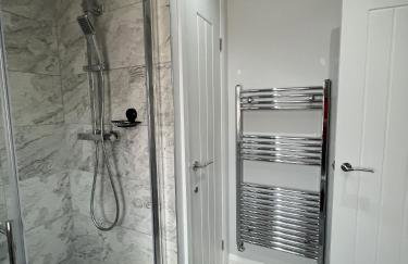 Modern 3-bed stay-away-home sleeps 6 nr Manchester - Foto 35