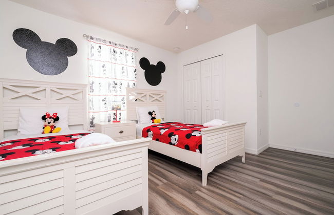 Lake View Home With Private Pool at Bella Vida 91 - Foto 7