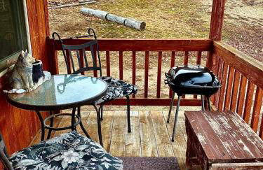 Romantic and Rustic Cabin Rental for Couples in Bitterroot Valley, Montana - Foto 8