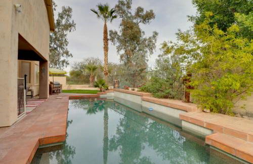 Private Pool and Resort Perks Phoenix Golf Getaway - Foto 1