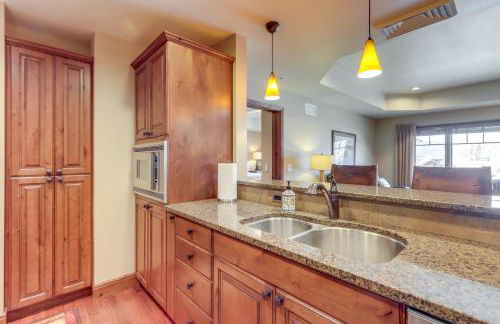 Central McCall Getaway Walk to Payette Lake! - Foto 10