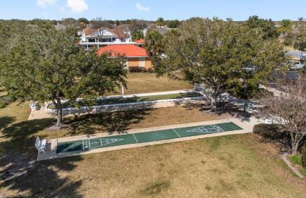 Villages Villa - Prime Location - Fenced Yard - Foto 47