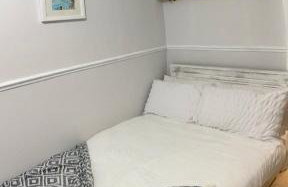 Spacious 4 Bedroom Contractors Friendly Home in Coventry Near Jaguar Land Rover & City Centre - Photo 19