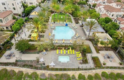 Dreamy Bloom Enclave Irivne LA RMV - Photo 32