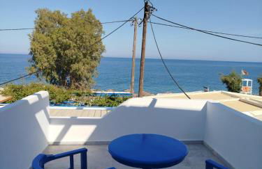 WHITE & BLUE Kamari - Foto 13