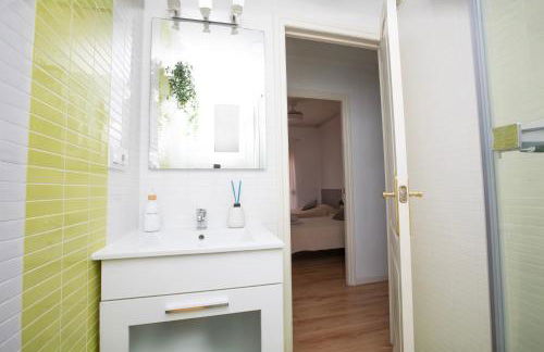 Lujoso Apartamento en Valencia 3 Dormitorios con Parking - Photo 17