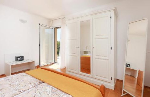 Stunning Home In Jurdani - Foto 33