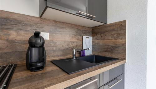 Awesome Apartment In Hyères With Wifi - Foto 5