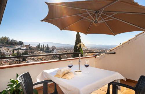 Spectacular Alhambra view roof terrace penthouse - Photo 10