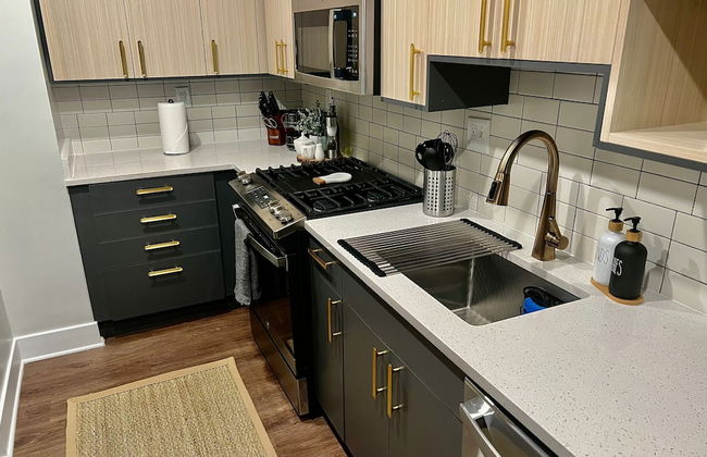 ComfyGetaway by DC,Metro,Airport - Photo 8