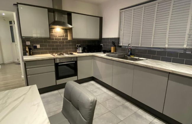 Charming 3-bed Apartment in London - Foto 20