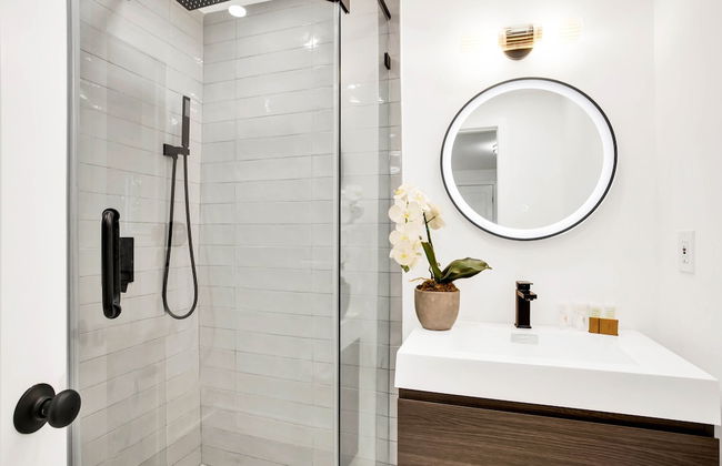 Dona Teresa by Avantstay Home Studio, City Views - Photo 21