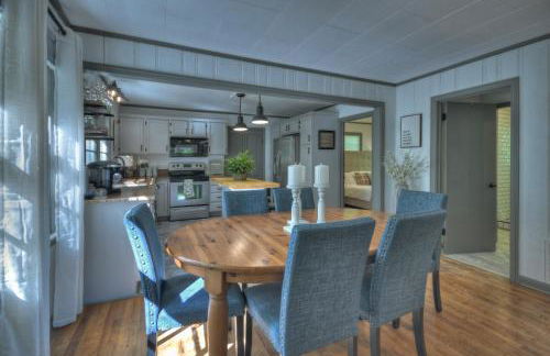 WET FEET RETREAT - Cottage on Lake Blue Ridge - Foto 32