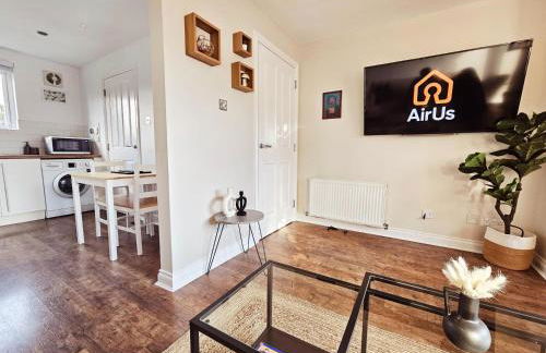 Modern 5 Bedroom Townhouse with Free Parking - Foto 18