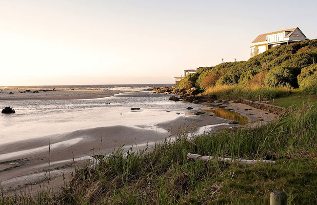 Kennedy's Beach Villa - Photo 80