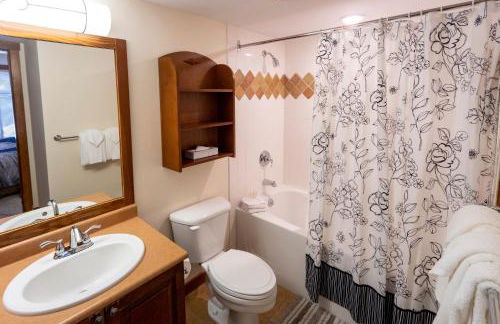 3201 - Two Bedroom Standard Powderhorn Lodge condo - Foto 9