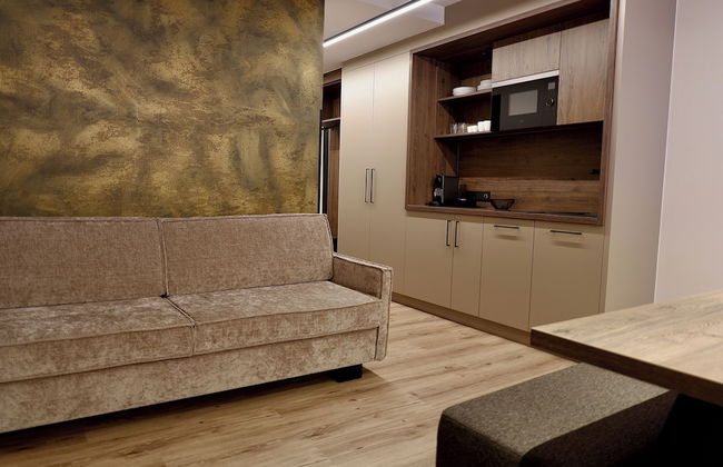 LH Suites Aparthotel - NEW since 2025 - Foto 16