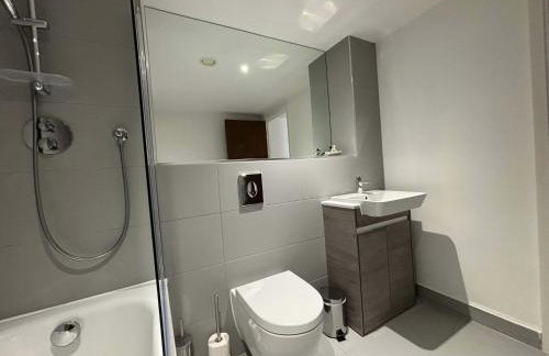 Luxury 2 bed Apartment Bracknell - Foto 31