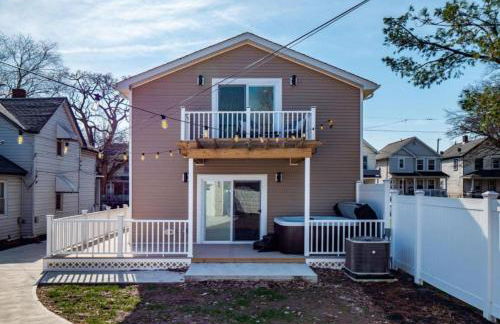 Hot Tub N64 Mins to Downtown Sleeps 8 - Foto 57