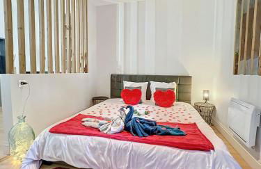 Love Room avec jacuzzi & lit King Size - Foto 2