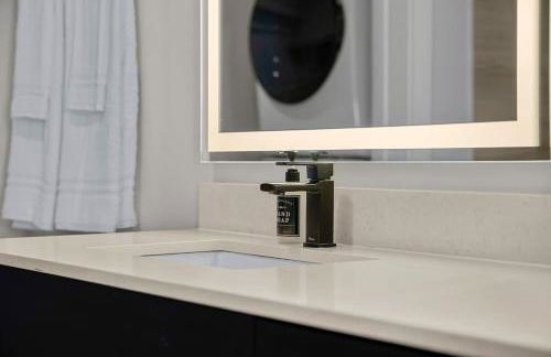 5 Star Building and Location Pool and Gym Midtown - Foto 15