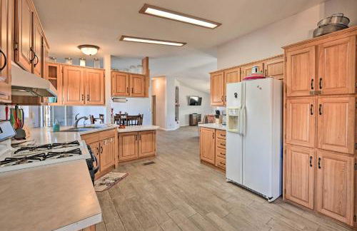 Yuma Vacation Rental with Yard and Grills! - Photo 9