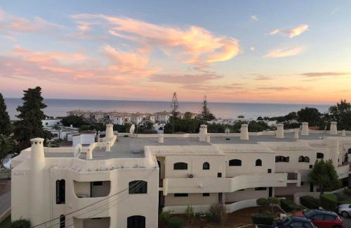Modern, cosy and intimate studio 'Beira Mar Carvoeiro' - Foto 45