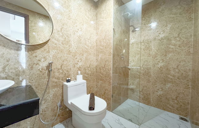 Best Value and Comfortable Living 2BR at Grand Sungkono Lagoon Apartment - Foto 18