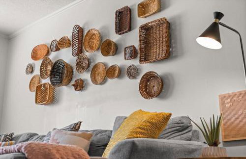 Stylish 3BR 2BA House Minutes from PCB - Book now - Foto 21