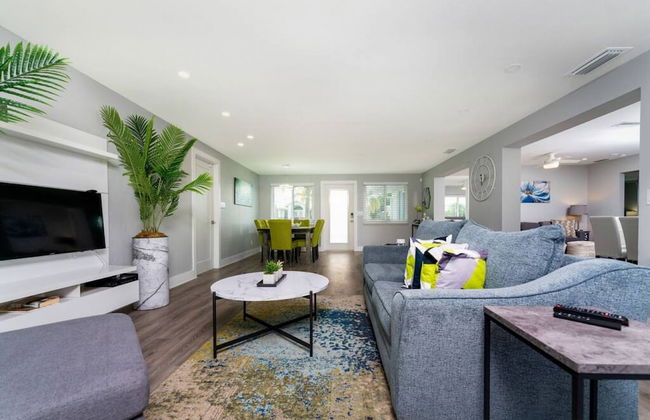 Villa Capri - Waterfront Retreat With Heated Pool - Foto 12