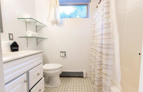 Large Home w Fire Pit and Dogs Welcome - Foto 27