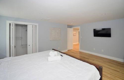 LakeAccess 4 Bed 3 Full Bath HOT TUB - Foto 34