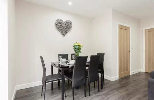 Norris Stays - Sleeps 7 by M55 - Photo 12