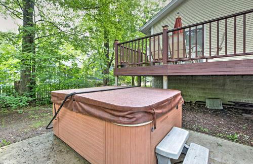 Hot Tub, Deck and Backyard Cozy Union Pier House! - Foto 3