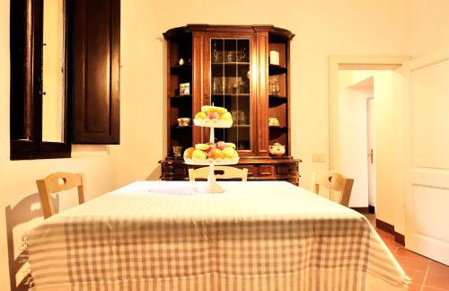 Villa Buonsignori - Wine & Olive Oil Farm - Foto 50