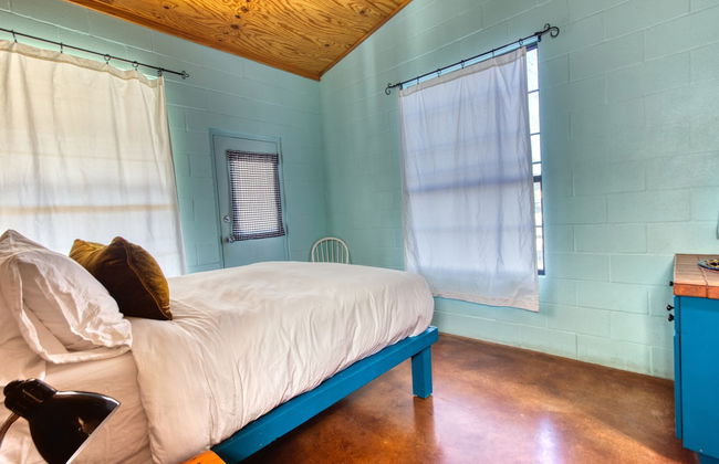 Frio River Cabins - Photo 27