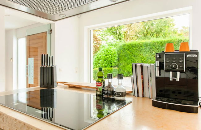 Lanaken Retreat Pool Jacuzzi and Sauna - Foto 10