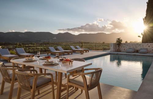 Armela Villa, with Pool & Captivating Views, By ThinkVilla - Foto 11