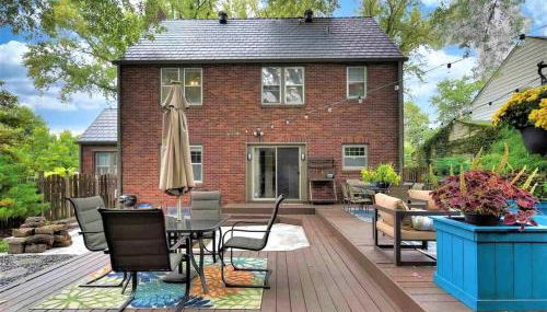 Peaceful Hillside Retreat Firepit & Spacious Yard - Photo 2