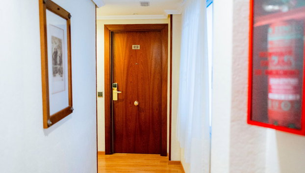 Torreluz Aparthotel - Foto 3