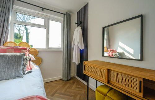 Priory Bay Escapes - Matahari - Photo 41