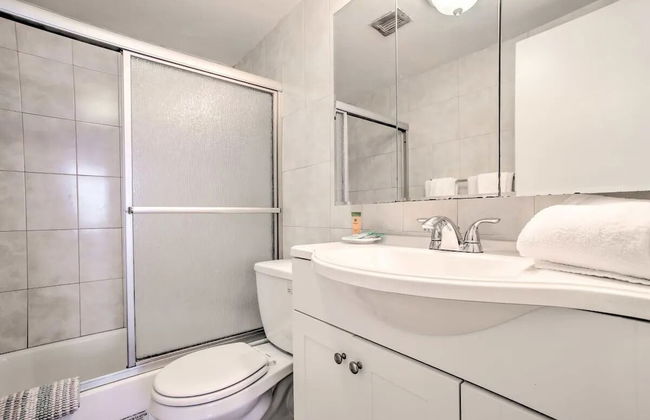 Ft Lauderdale Oceanfront Resort Condo W/ Views! 1 Bedroom Apts by RedAwning - Foto 13