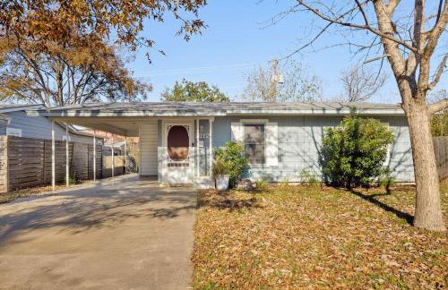 Stylish and Cozy 2BR in Vibrant East Austin - Foto 12