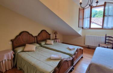 La Casona de Pascueru de POO DE CABRALES - Foto 41