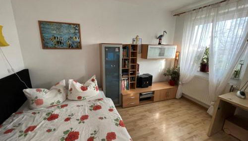 Schönes Haus mit 4 Schlafzimmer Küche Bad WC & Wohnzimmer 2 Parkplätze - Foto 2
