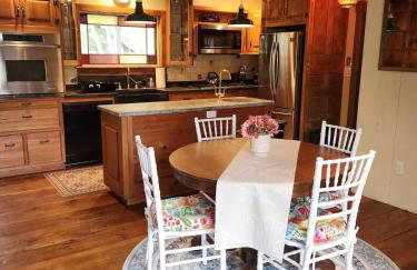 Acadia Lobsterman's Coastal Farmhouse - Foto 10