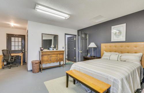 5 Mi to Hillsboro Vintage-Style Home with Fire Pit - Foto 10