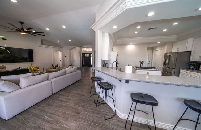 Lavish Lake Havasu Villa Pool Fire Pit an Views - Foto 15