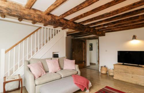 High Cogges Farm Holiday Cottages - Photo 6